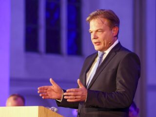 Omtzigt komt toch niet met lijstje hoe hij zijn plannen gaat betalen