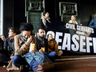 Mag een ambtenaar protesteren?