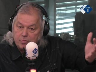 'Voetbalclubs verliezen grip op spelers door geldingsdrang van FIFA en UEFA'