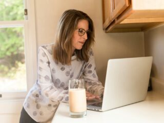 Bestaanszekerheid? Groningen helpt mensen uit de bijstand met een baan