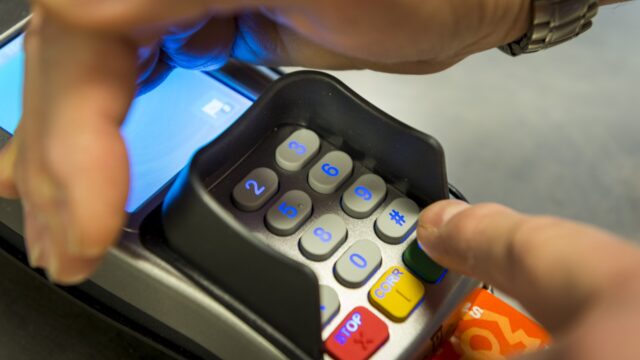 Dit is waarom Nederlanders meer betalen in de supermarkt dan Duitsers