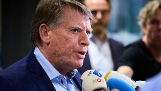 CDA-prominent Sjaak van der Tak: 'CDA had uit kabinet moeten stappen om stikstof'
